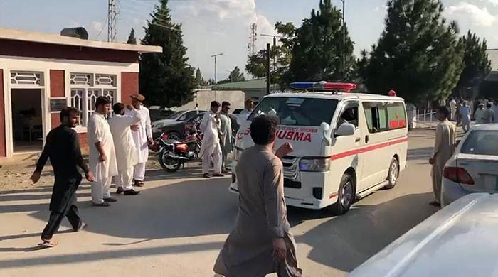 Four dead, three wounded in firing on two vehicles in KP's Kurram 