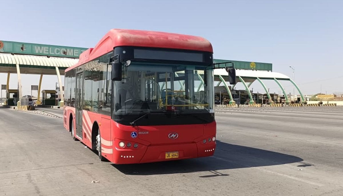 A bus belonging to the Peoples Bus Service by Sindh government. — X/@pbsbrtsindh