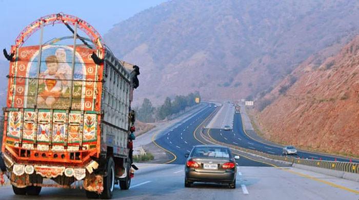 Beware! Commuters should avoid interprovincial highways tonight amid rain warning