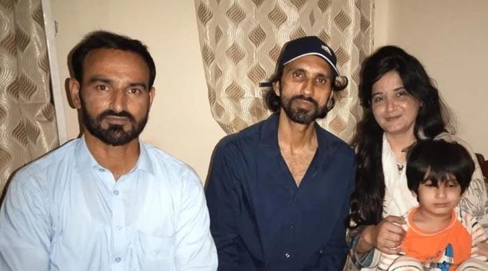 Family of Kashmiri poet Farhad meets him at AJK police station