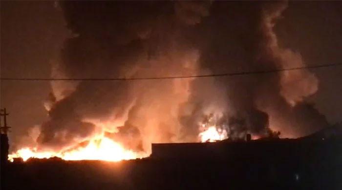 Blaze erupts overnight in Lahore paint factory