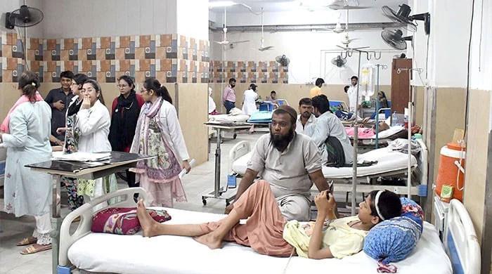 Heatwave death toll climbs to 49 as four more die in Karachi