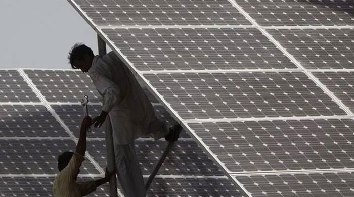 Sindh to provide solar panels to 200,000 households