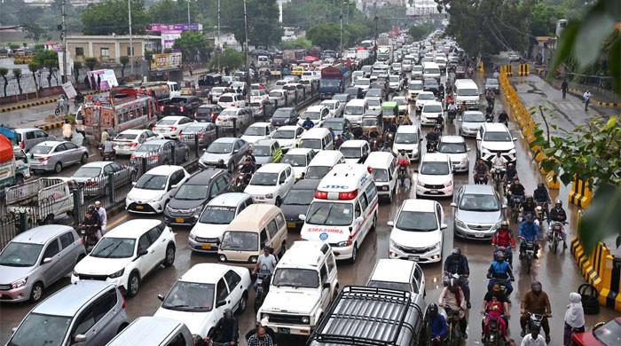 Chup tazia procession: What roads should you avoid in Karachi today?