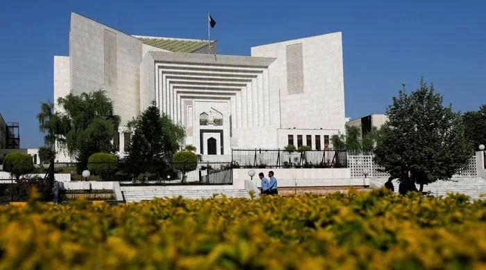 KP govt to challenge proposed constitutional amendment in Supreme Court