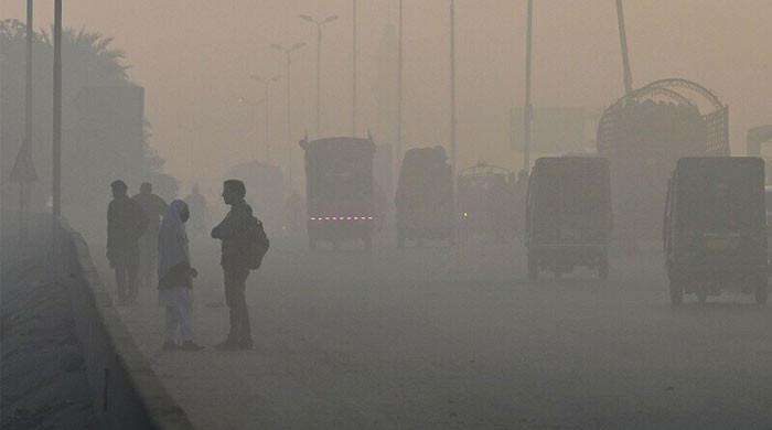 Faisalabad tops global pollution charts before Lahore ascends to first spot again