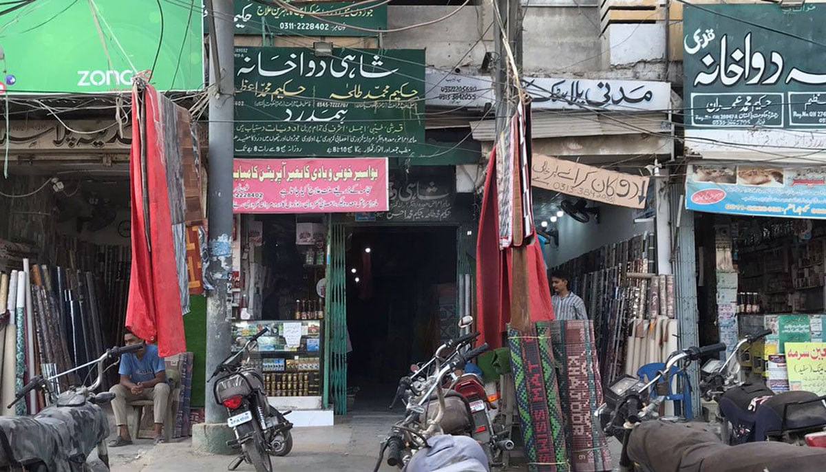 Location of a chaapa shop in Lalukhet, Karachi. &mdash; Photo by author