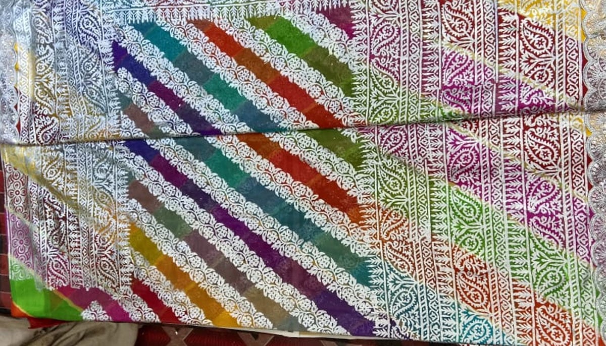 Chaapa work on multi-coloured fabric at Noshad's shop in the Gaya city of Bihar, India. — Md Noshad Monami
