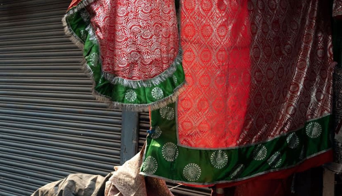 Chaapa on display outside a shop in Patna, Bihar, India. — Photo by Afzal Adeeb Khan