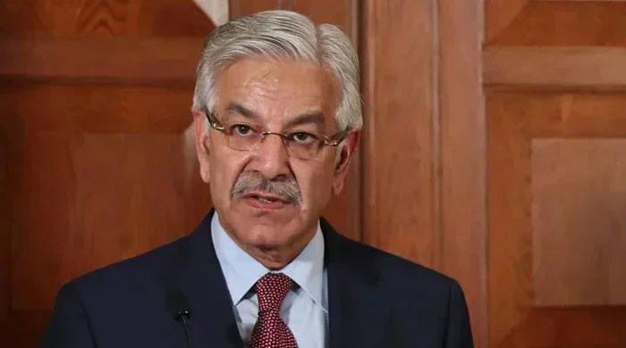 'Meaningful dialogue' with PTI not possible, says Asif amid civil disobedience threat