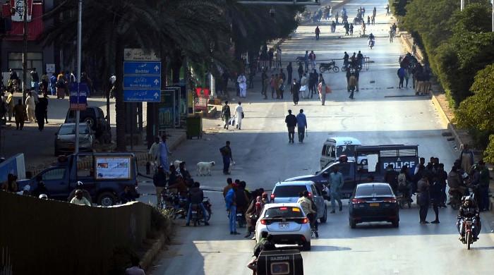 Karachi mayor slams closure of roads for fourth consecutive day