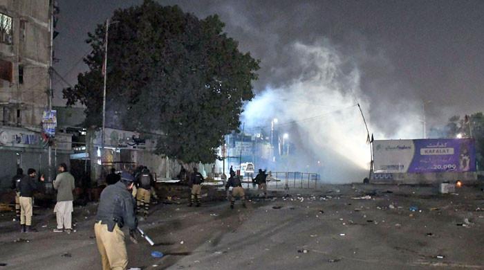 MWM continues sit-ins in Karachi despite crackdown on protesters