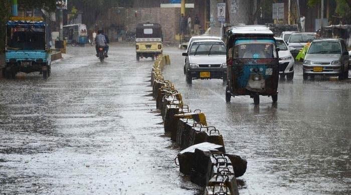 Cold spell likely to intensify after Karachi receives first winter rain