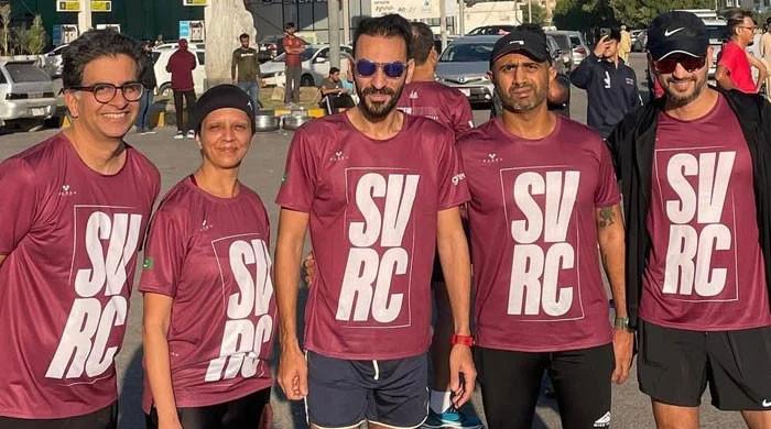 Hundreds of runners participating in second Karachi marathon 