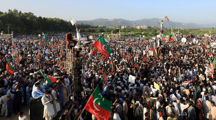 Imran's directives: PTI to hold power show in Swabi on Feb 8
