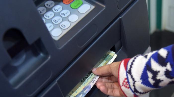 Man in police uniform swindles elderly citizen out of over Rs600,000