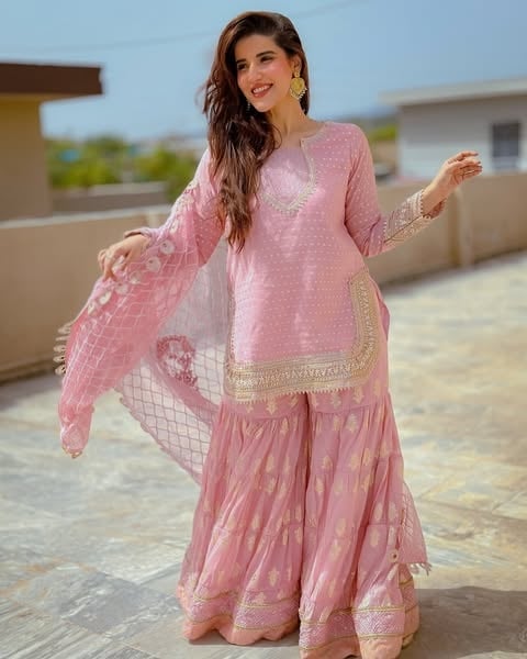 — Instagram/@hareemfarooq