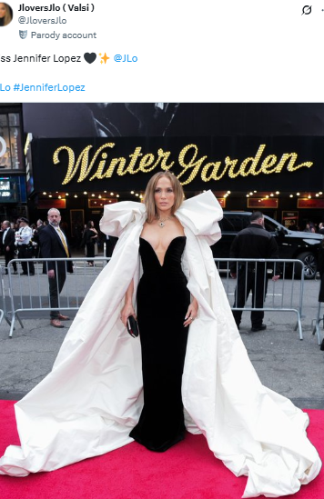 Jennifer Lopez shines at Broadways Good Night, and Good Luck opening
