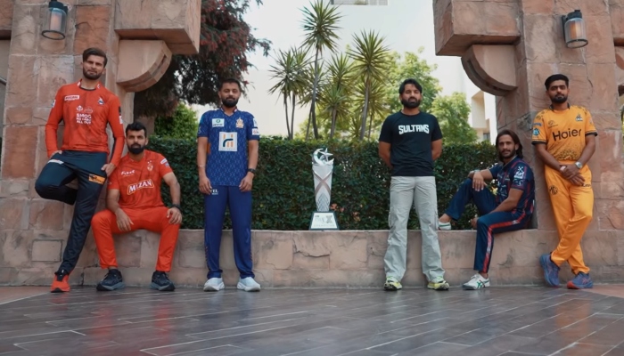 Team leaders of their respective teams of the PSL X posing for photograph. —Screengrab/YouTube/ @PakistanSuperLeagueOfficial/File