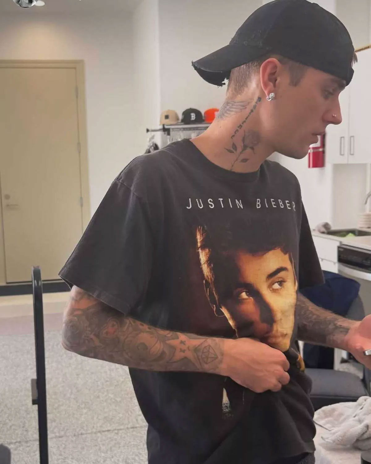 Hailey Bieber teases husband Justin for wearing his own face