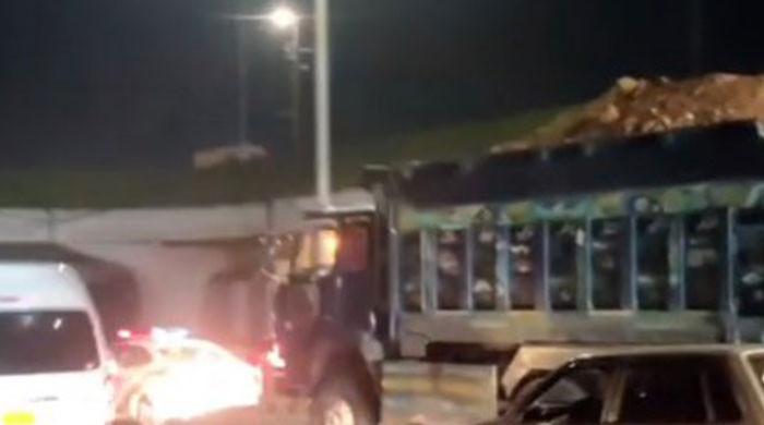 Karachi's runaway dumper driver arrested after traffic police crackdown 