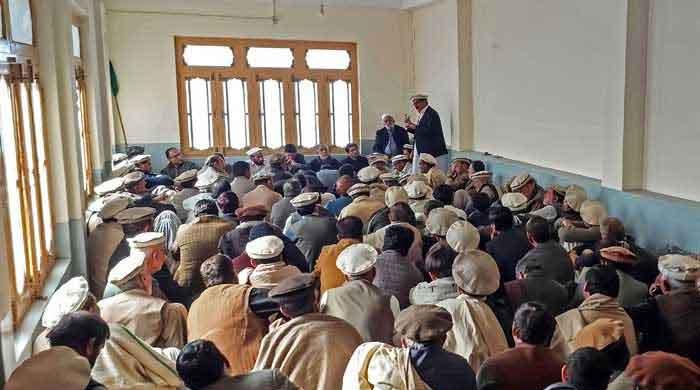 Parties in Kurram conflict start surrendering heavy arms as peace efforts advance