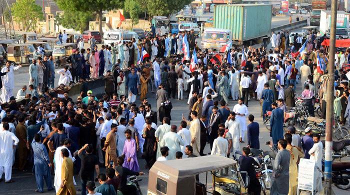 Canal protest enters 11th day as sit-ins disrupt traffic across Sindh