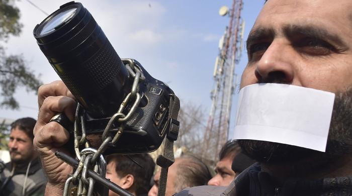 Pakistani media at crossroads amid rising threats, shrinking freedom: report