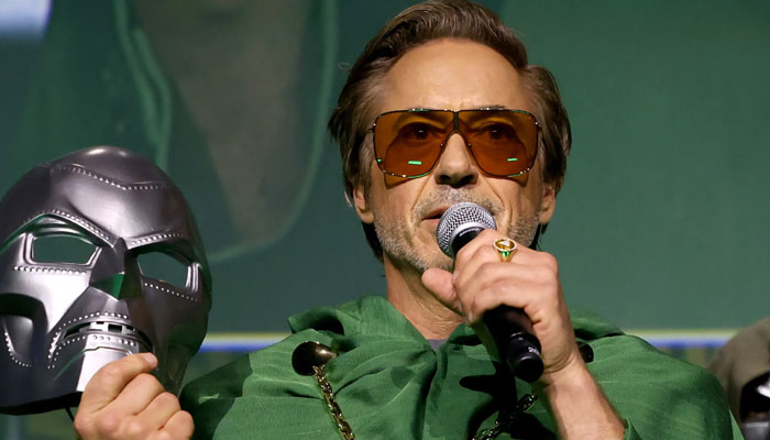 Robert Downey Jr. gets back to the old Avengers team