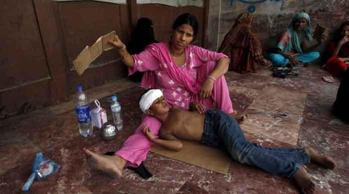 Karachi sees surge in food poisoning, other diseases amid intense heat