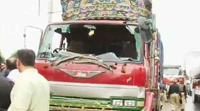 High-speed dumper truck crashes into bungalow in Karachi's Defence