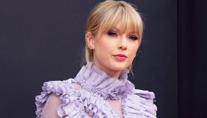Taylor Swift gets restraining order against alleged stalker