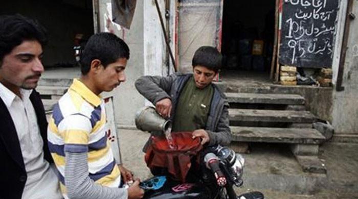 Iran-Israel conflict triggers fuel crisis in Balochistan