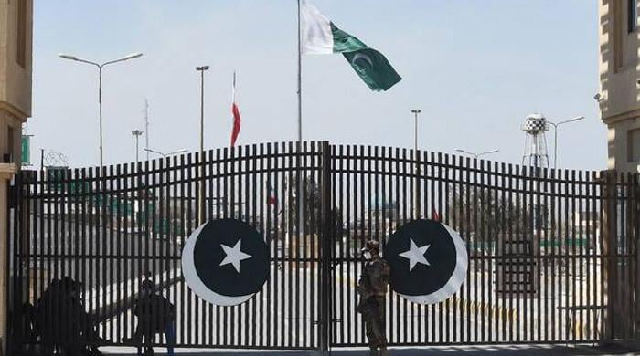 Hundreds of Pakistanis return from Iran via Taftan amid Tehran-Tel Aviv strikes