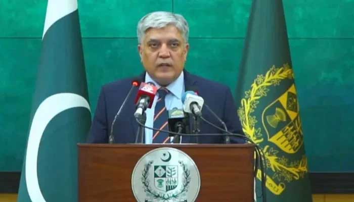 Foreign Office spokesperson Shafqat Ali Khan addresses a press briefing in Islamabad on May 16, 2025. — Facebook/File