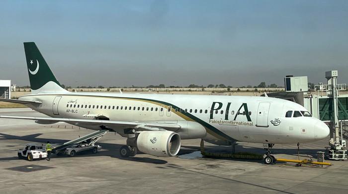 Pakistan resumes flight operations after Gulf airspace reopens