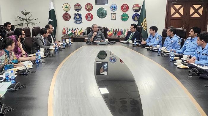 Provincial govts to be consulted on suspension of mobile, internet services during Muharram