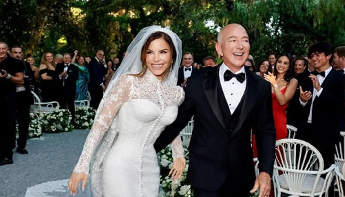Lauren Sánchez reveals her wedding dress was inspired by this celebrity