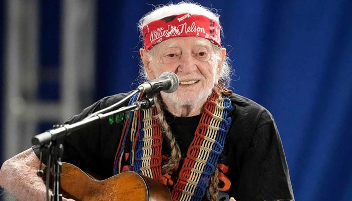 Willie Nelson calls off Oklahoma show due to THIS reason