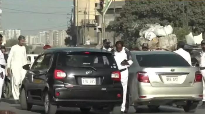 Sindh's number plate drive fuels fines, public anger, processing delays