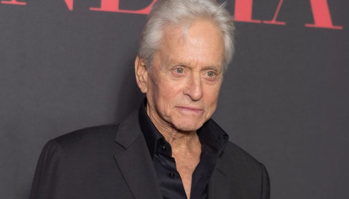 Michael Douglas recalls futuristic virtual reality scene from Disclosure