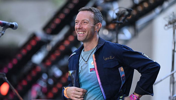 Coldplay’s Chris Martin makes witty remark in first show since kiss cam incident