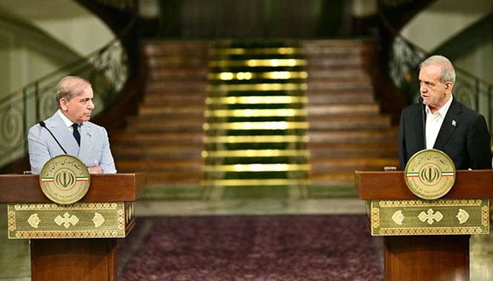 Prime Minister Shehbaz Sharif addresses joint press conference along with Iran President Dr Masoud Pezeshkian in Tehran, Iran, May 26, 2025. — PID