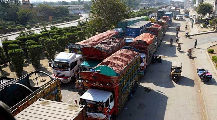 Heavy traffic banned in Karachi on Rabi ul Awal 11, 12