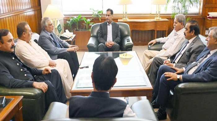 PML-N, PPP 'bury the hatchet' after NA speaker's mediation