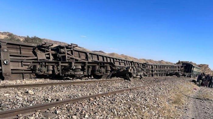 Four passengers injured after blast derails Jaffar Express in Sindh's Shikarpur