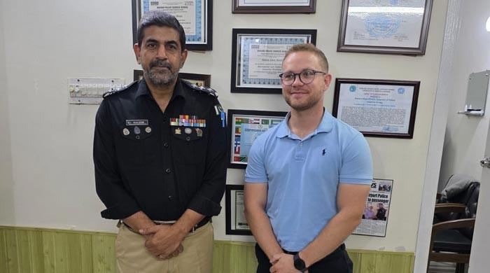 British police officer's lost belongings recovered by Karachi police