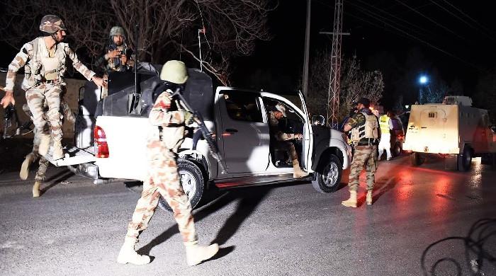 Suicide bomber among 3 terrorists killed in DI Khan attack on police facility