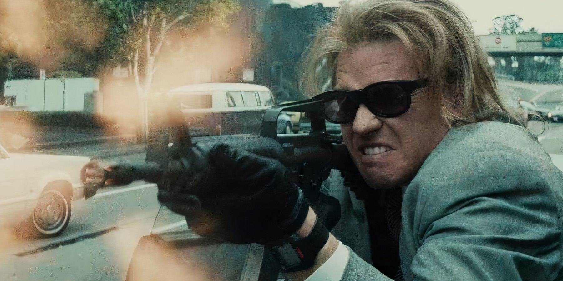 In the end, only Val Kilmers character Chris Shiherlis survived in Heat