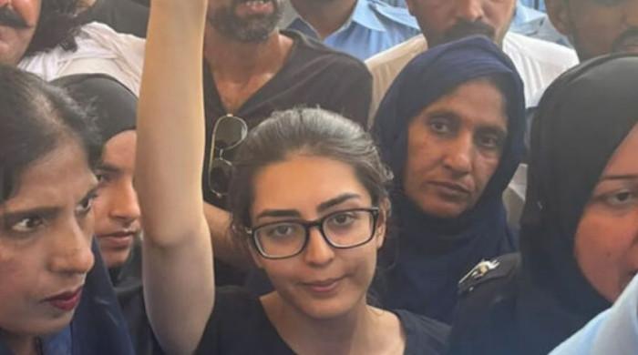 Controversial tweet case: Court withdraws Imaan Mazari, husband's warrants